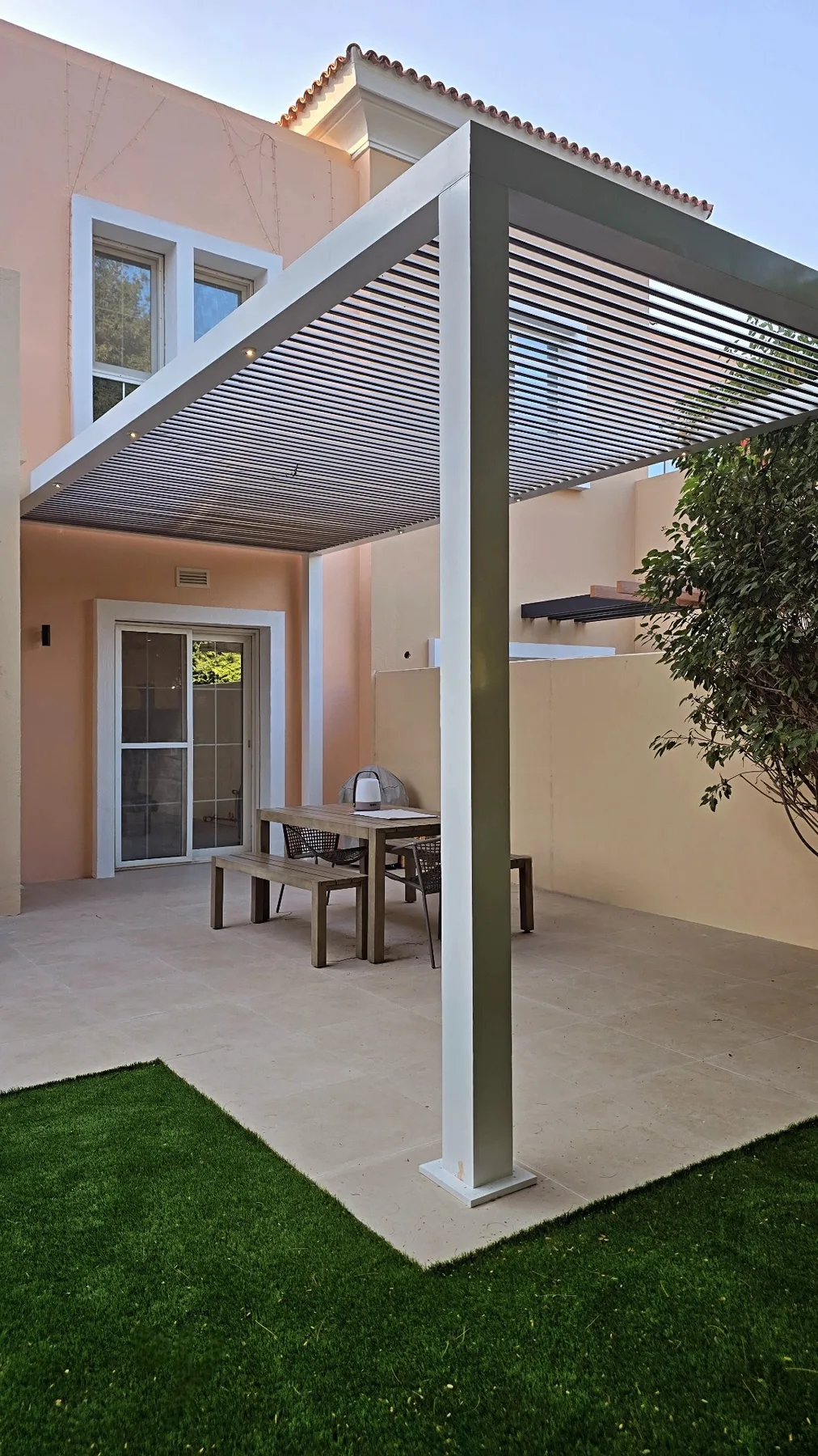 Arabian Ranches villa after renovation. Fresh, modern family home with new finishes and landscaping.