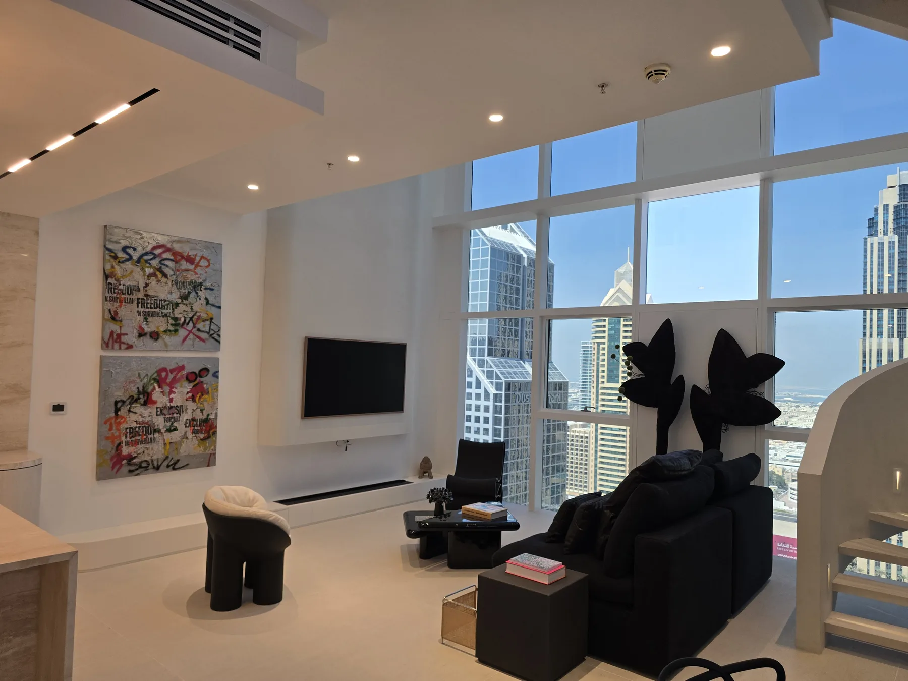 DIFC apartment, gallery shot 2.