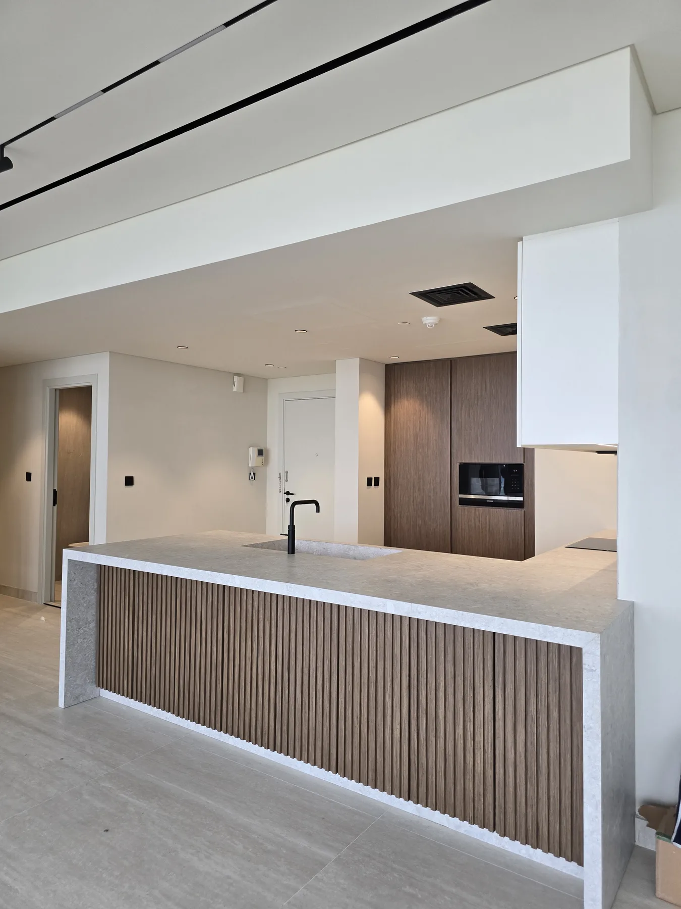 Alwan Fit-out renovation, Dubai project.