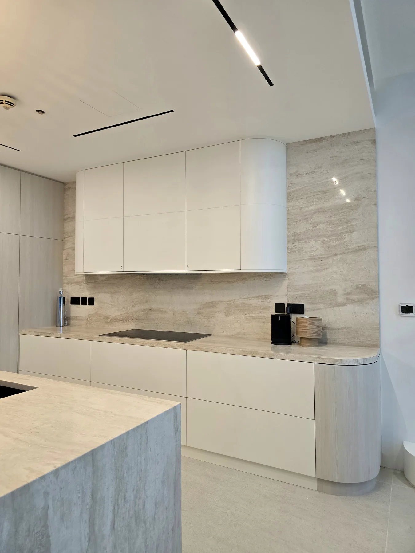 Alwan Fit-out renovation, Dubai project.